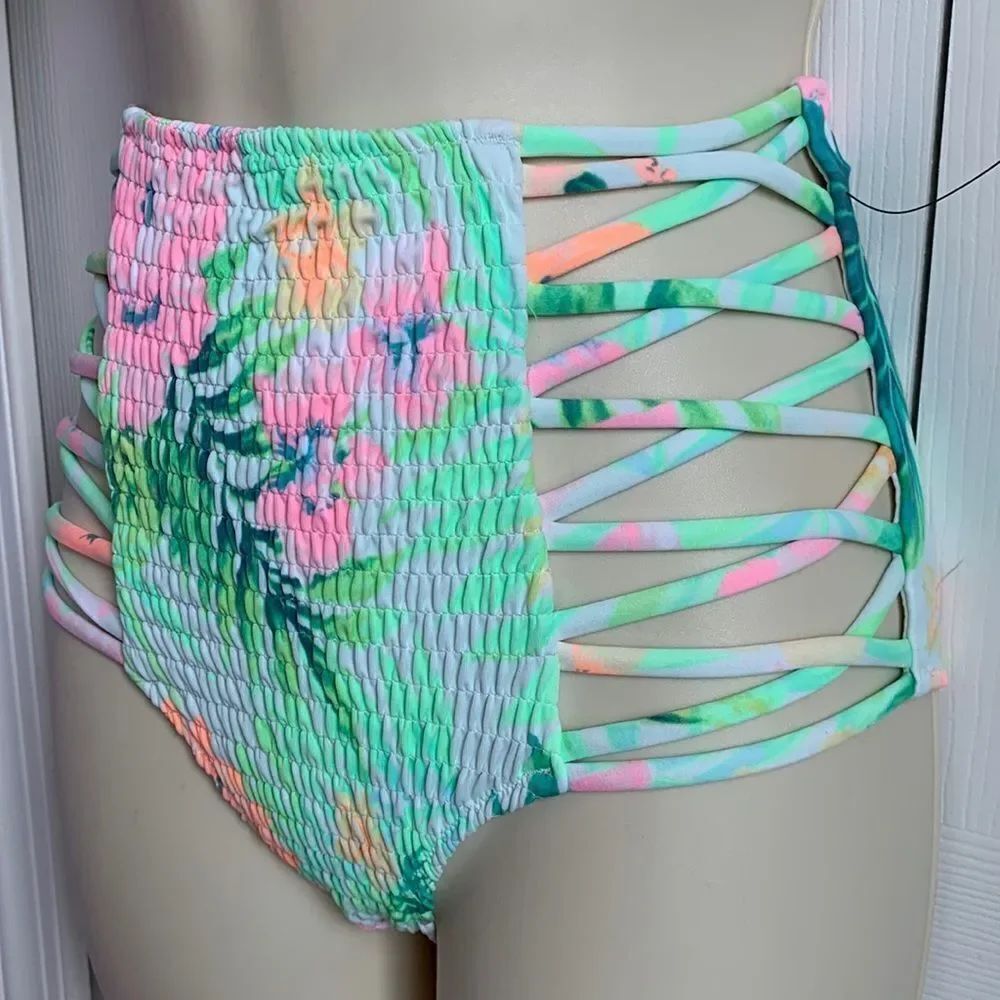 Victoria’s Secret Pink Swim Strappy High Waist Bikini Bottoms Swimwear XS Floral